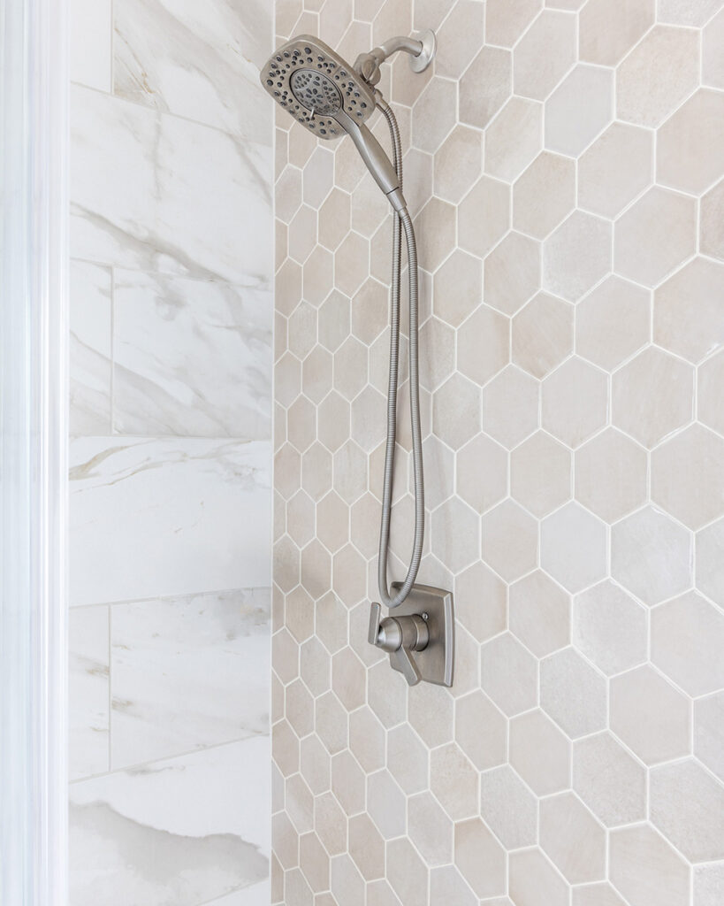 Primary bathroom design in a Timbergrove new construction home